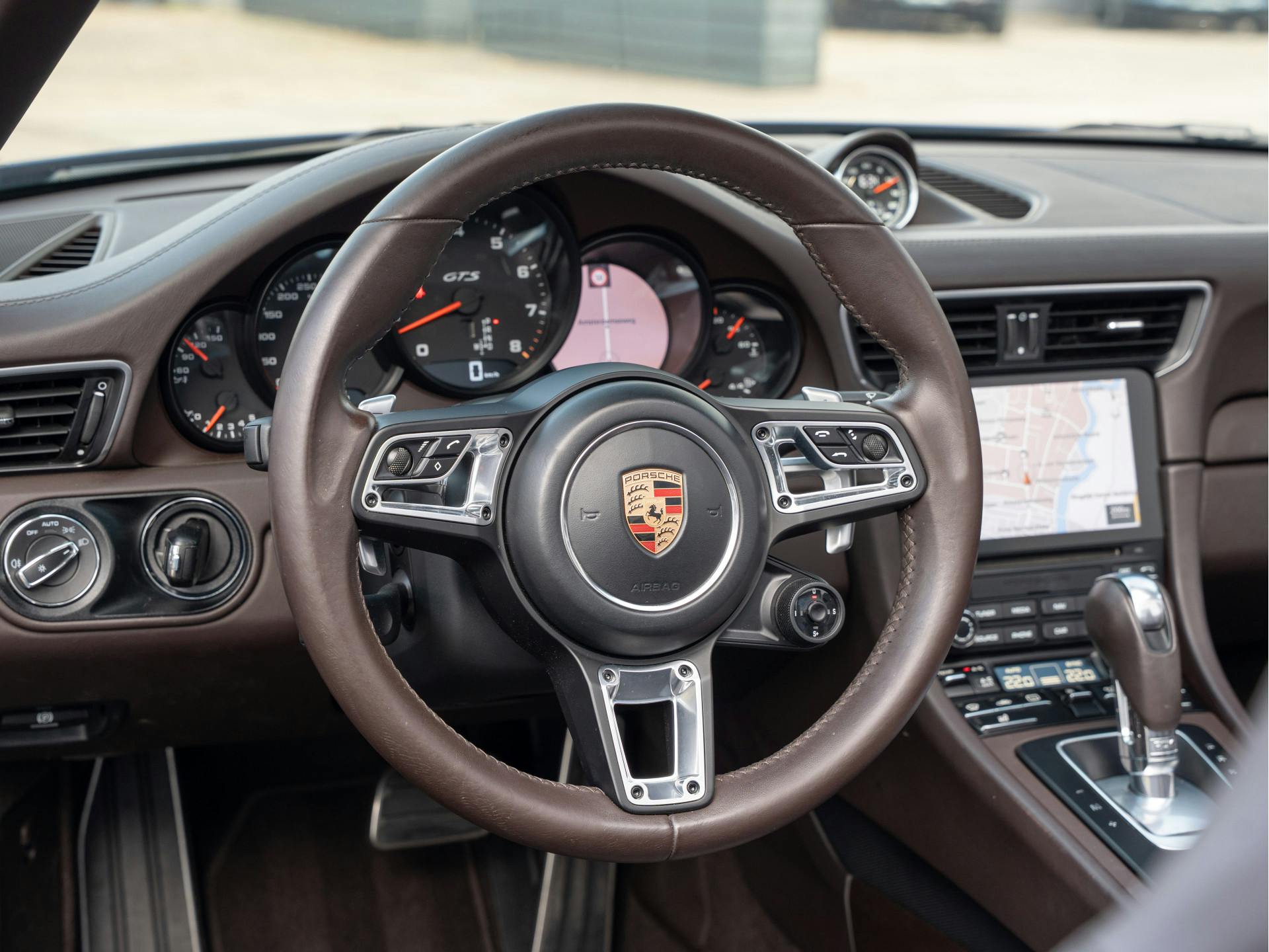 Porsche 911 Cabrio 3.0 Carrera 4 GTS | Blue Metallic Wrap | Bose | Adaptieve Sport-Stoelen